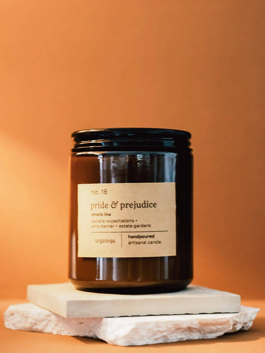 Urganiqa | Pride & Prejudice Scented Candle | Nobela Collection