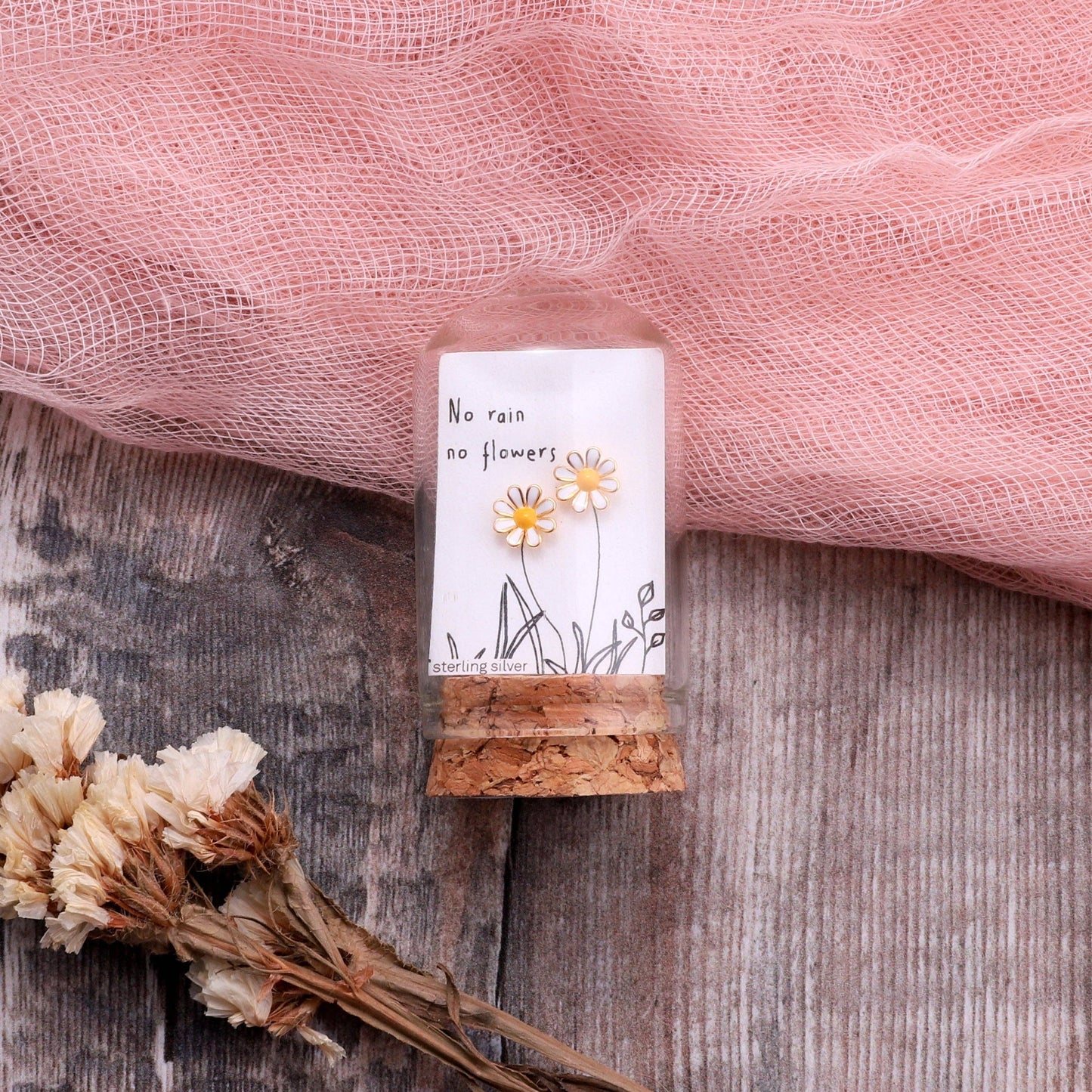 Attic Creations | No Rain No Flowers | Enamel Daisy Stud Earrings Silver