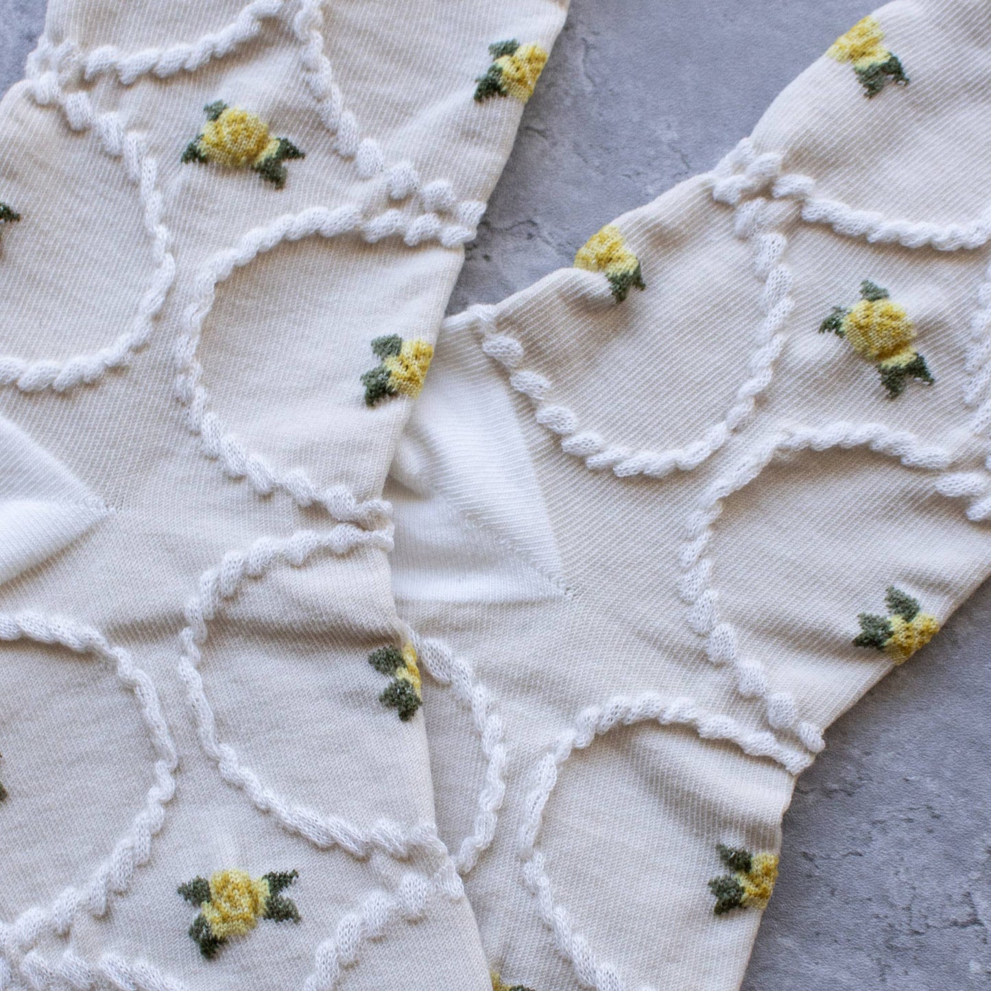 Tiepology | Women's Antique Floral Beige and Coral | Socks