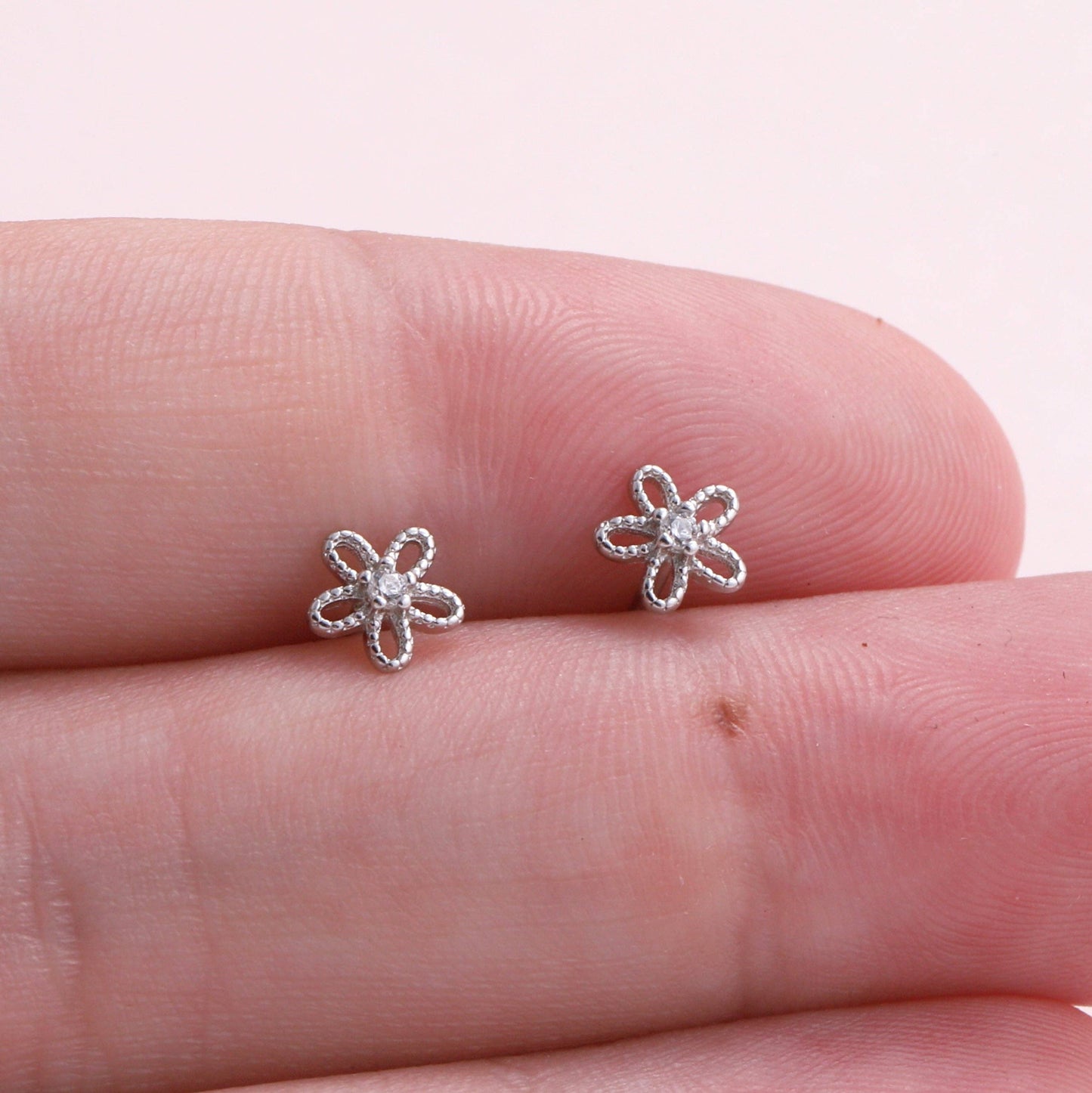 Attic Creations | Let Your Dream Blossom | Flower Stud Earrings Silver