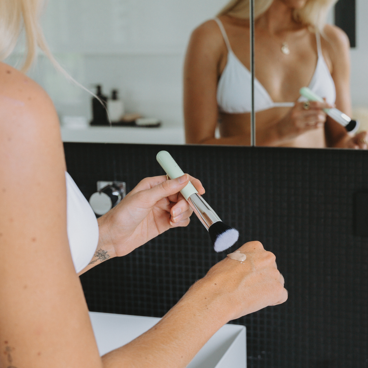 Avocado Zinc | SPF Brush