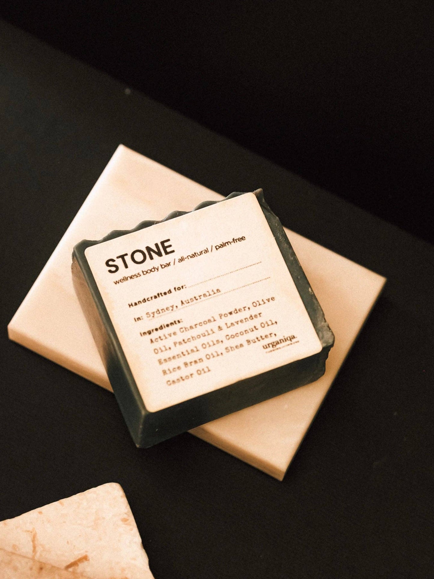 Uragniqa | Stone Natural Naked Soap Palm-free & Cruelty-free | Guapa Collection