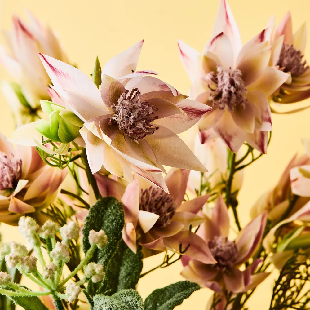 Floral Interiors | Blushing Bride Spray