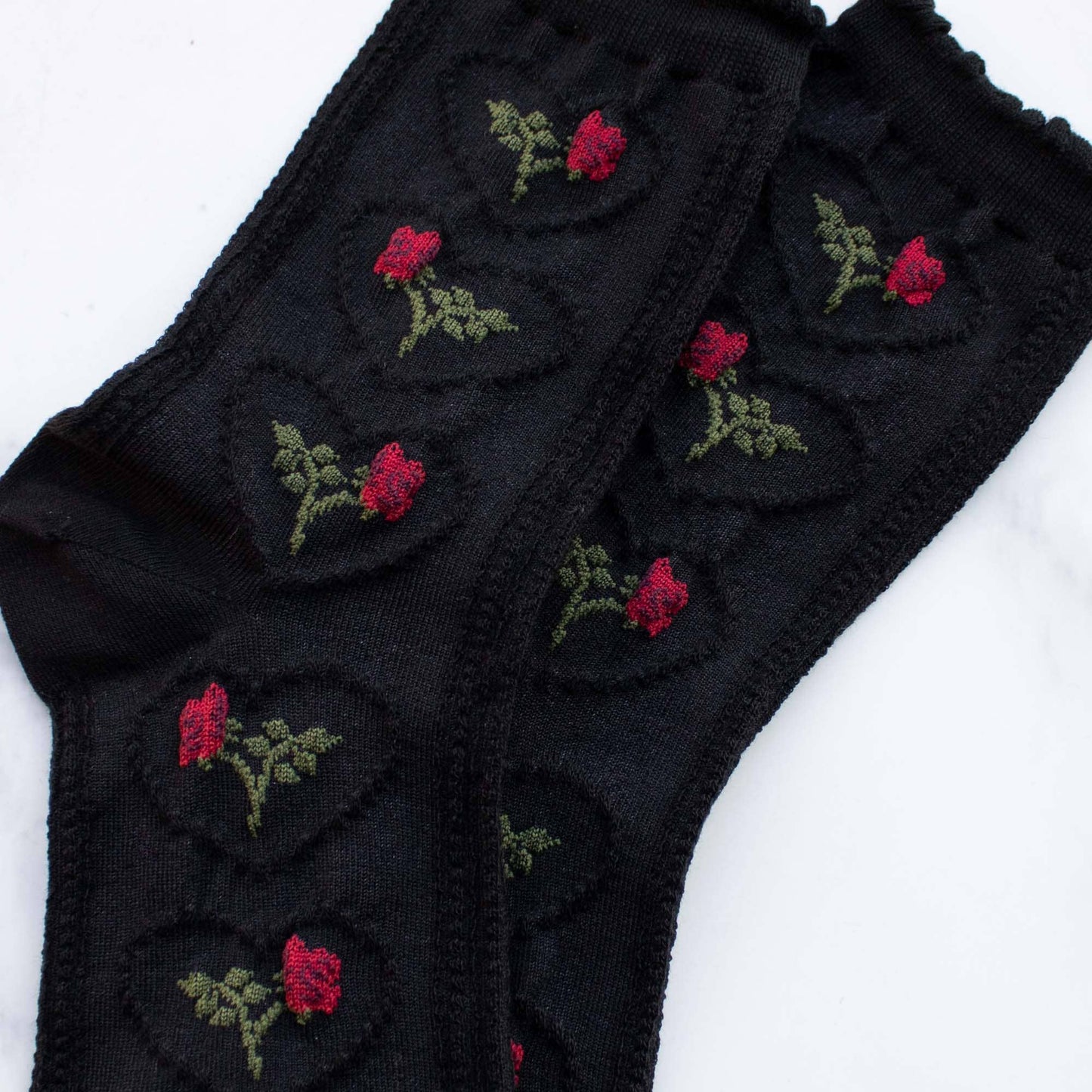 Tiepology | Women's Vintage Rose & Heart Casual Socks | Black