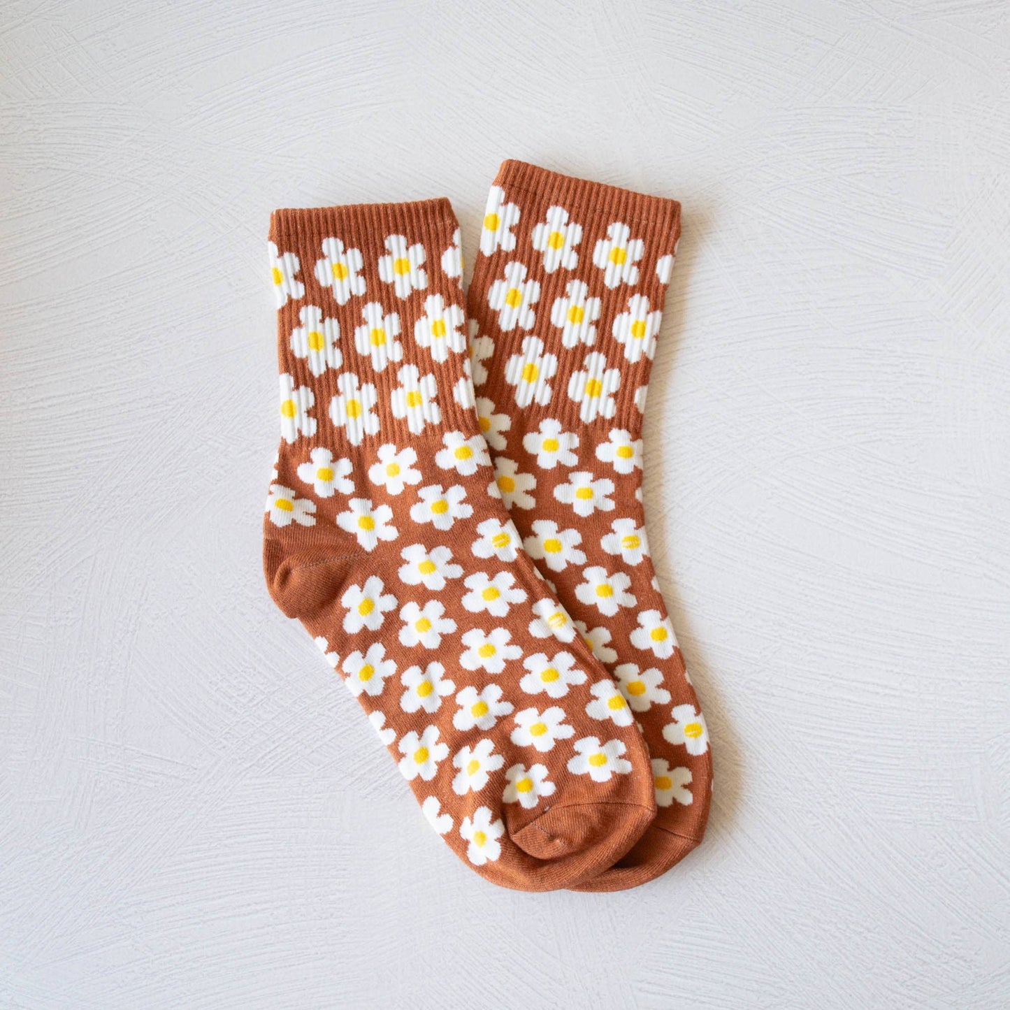 Tiepology | Full of Daisy Casual Socks | Olive