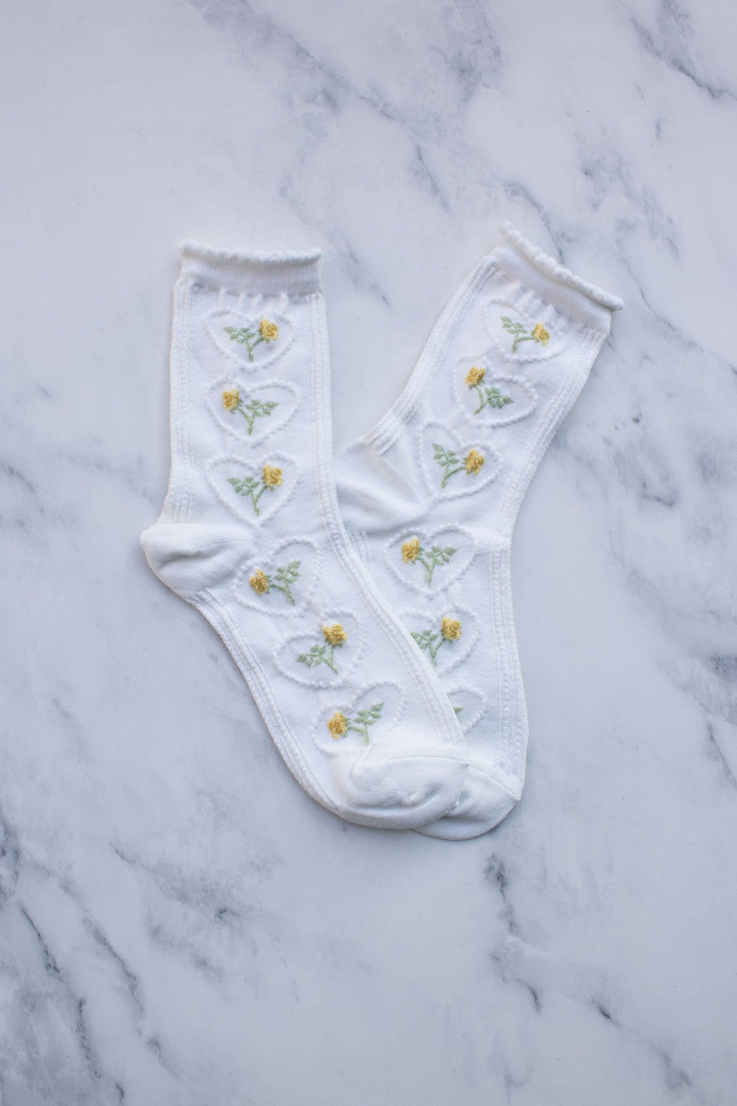 Tiepology | Women's Vintage Rose & Heart Casual Socks | Black