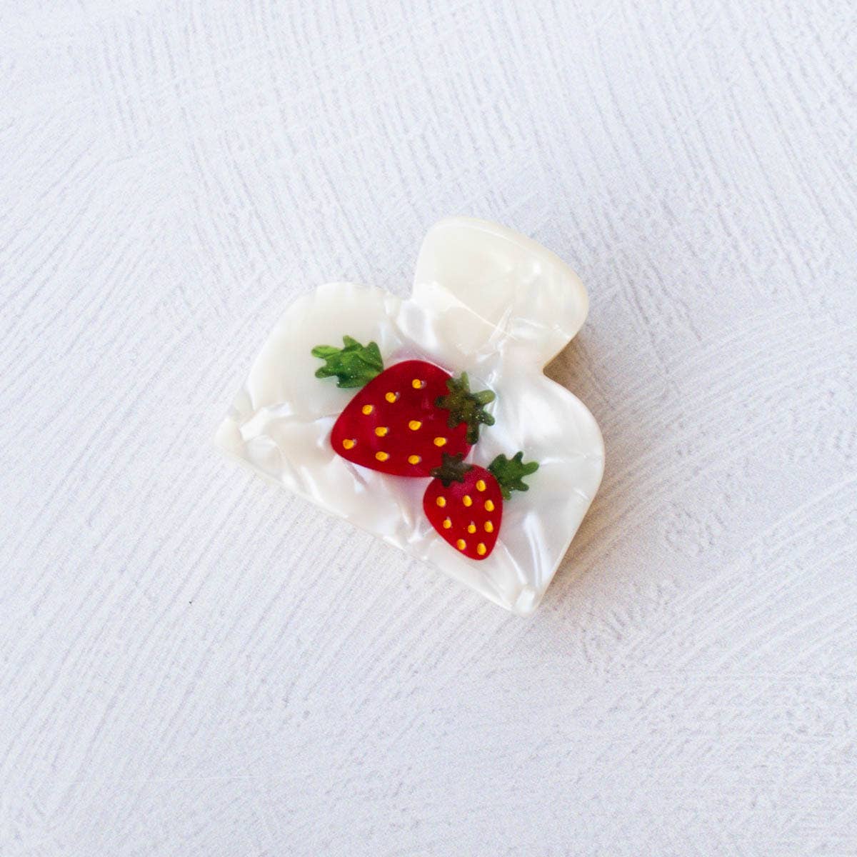 Tiepology | Eco Strawberry Farm Handmade | Hair Claw Clip