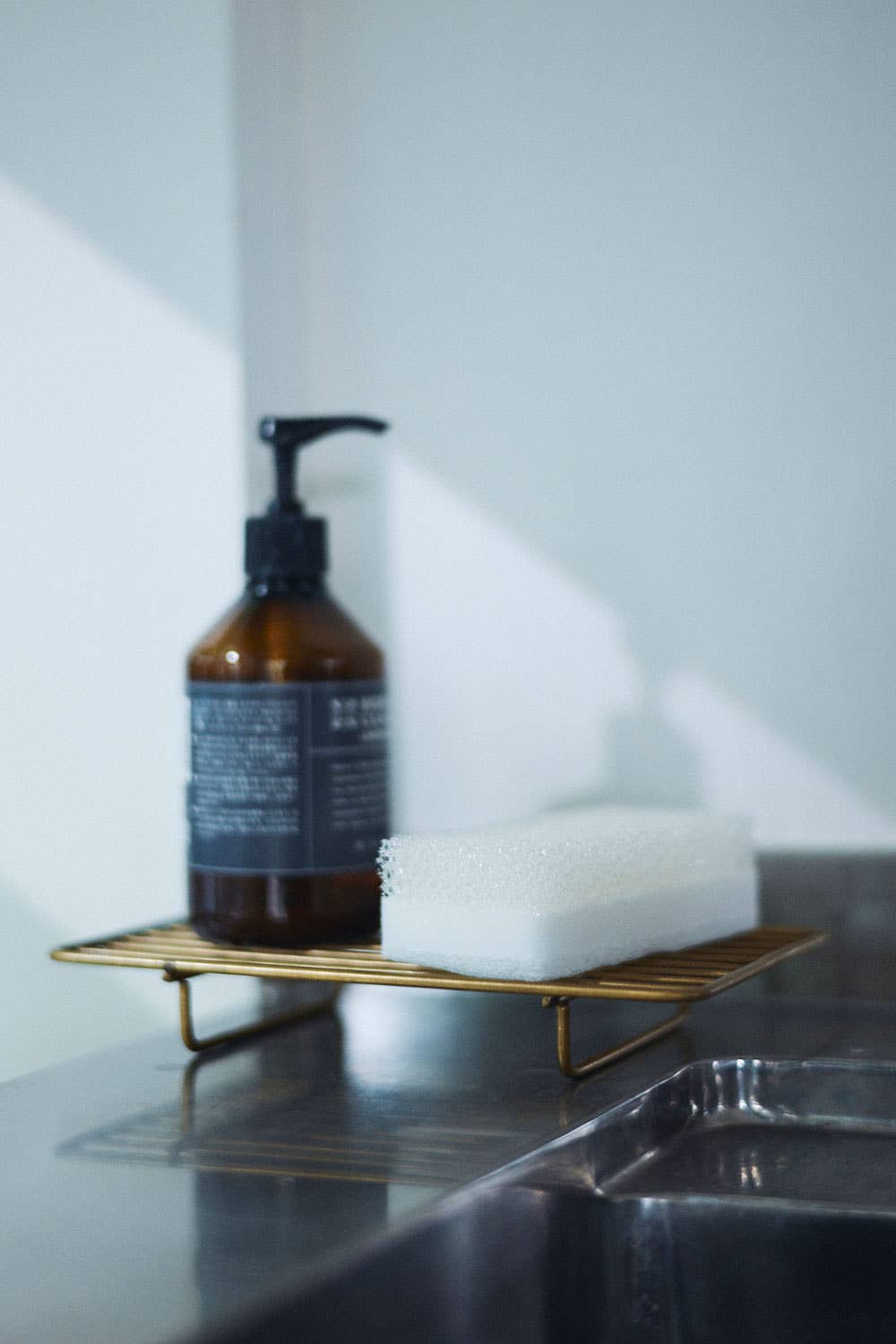 Fog Linen Work | Brass Wire Stand Rectangular