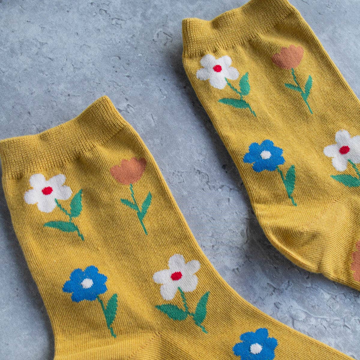 Tiepology | Favorite Flower Mustard | Socks