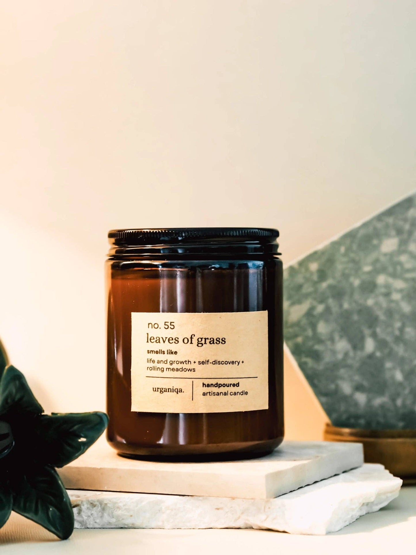 Urganiqa | Leaves of Grass Scented Soy Candle  | Nobela Collection