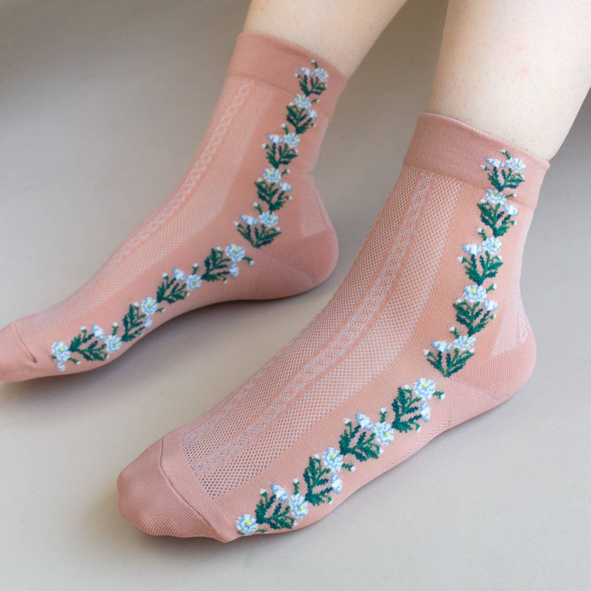 Tiepology | Floral Mesh Pink | Socks