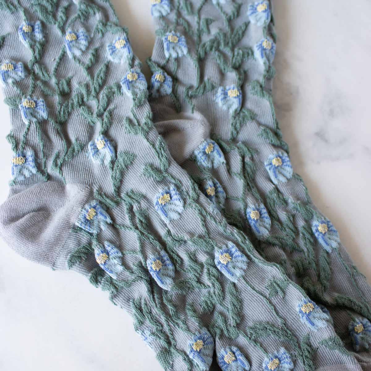 Tiepology | Daisy Flower Casual Socks | Grey