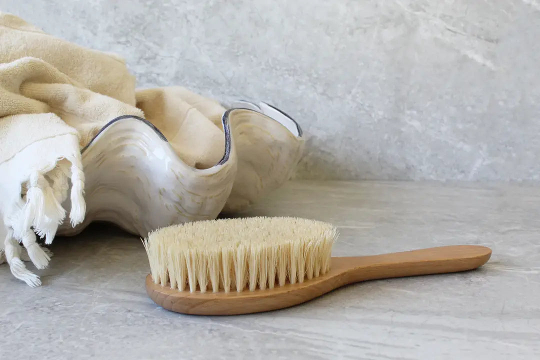 Murchison-Hume | Heales Apothecary Dry Brush