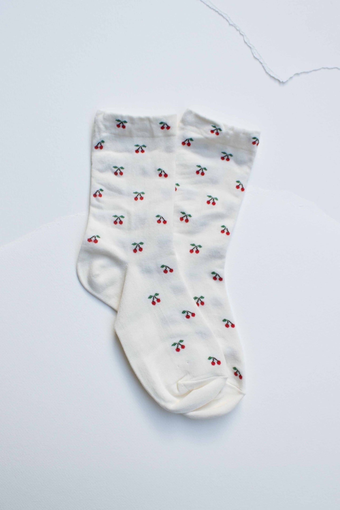 Tiepology | Cherry Pattern Cotton Blend Socks | Black