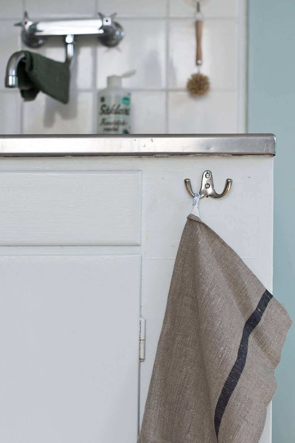 Fog Linen Work | Linen Lined Kitchen Cloth | Beige and Navy