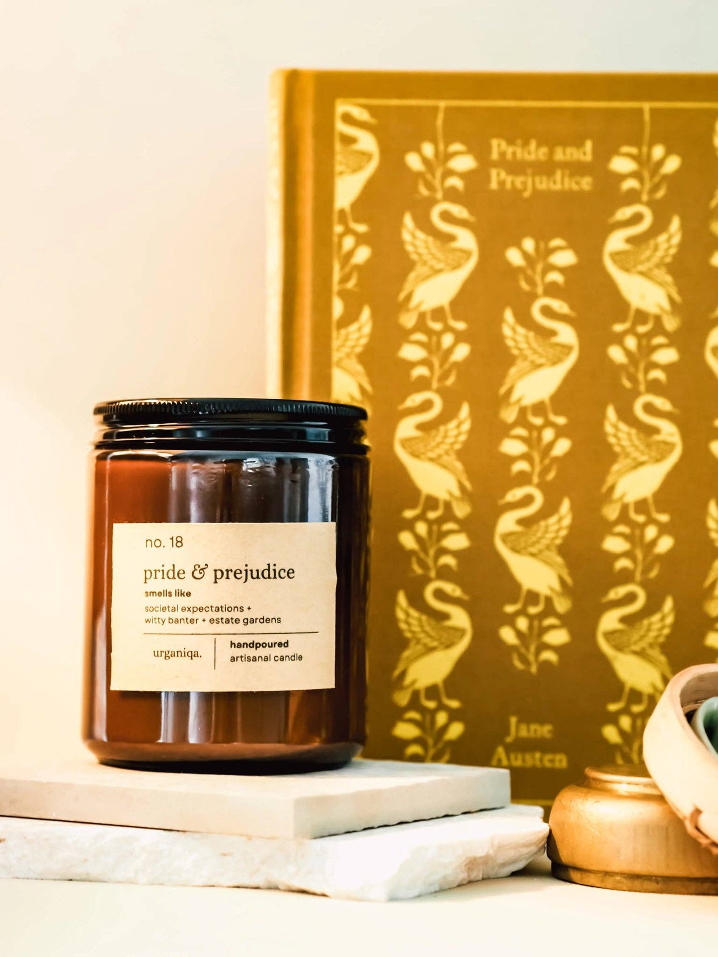 Urganiqa | Pride & Prejudice Scented Candle | Nobela Collection