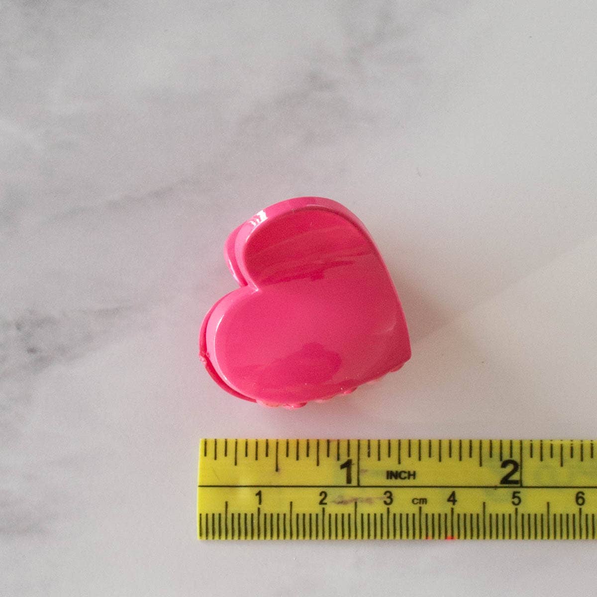 Tiepology | Glossy Candy Hearts Hair Clip Set | Hot Pink