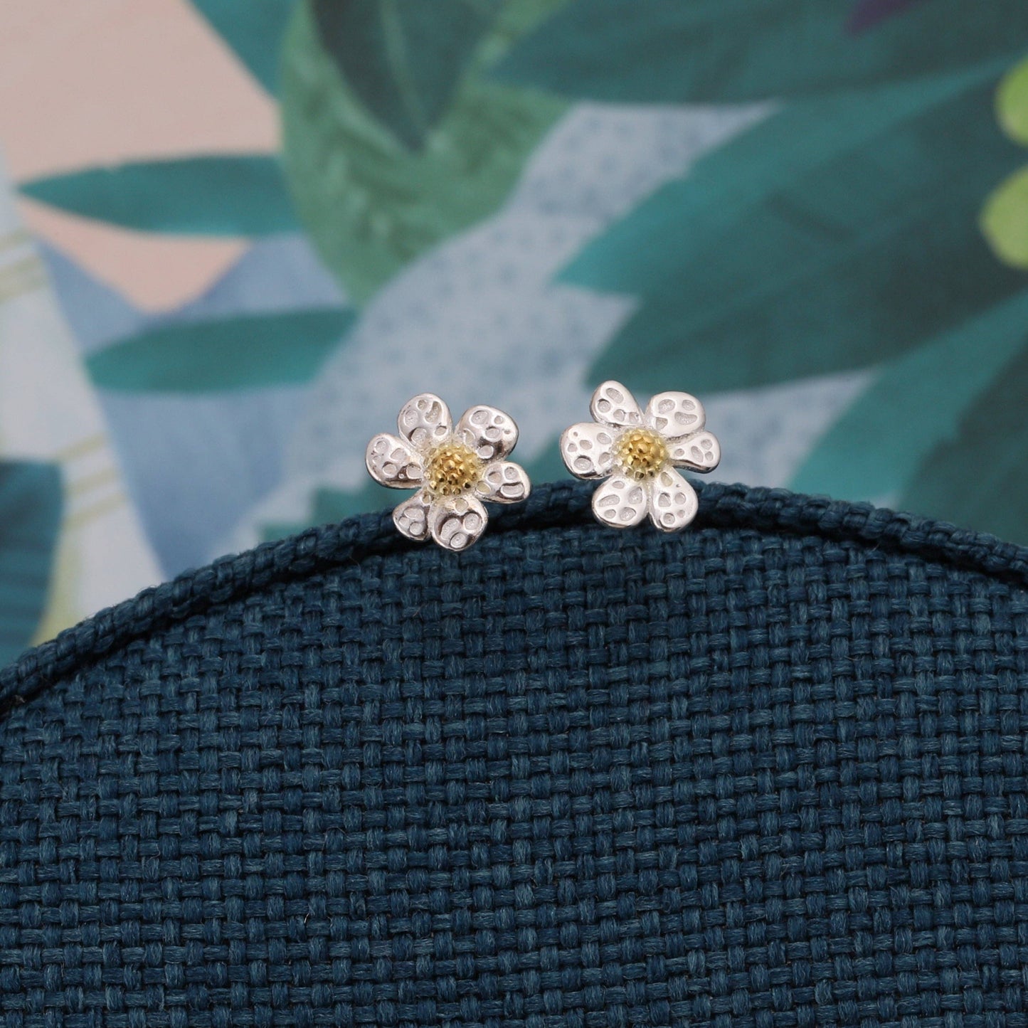 Attic Creations | Keep on Growing | Six Petal Flower Gold Stamen Stud Earrings