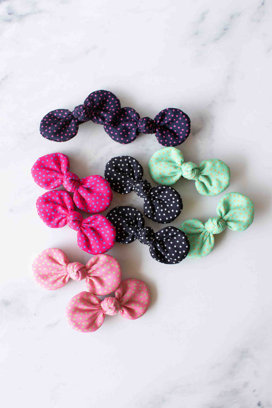 Tiepology |Tiny Polkadots Round Bow Hair Pin | Coral/Green Dot