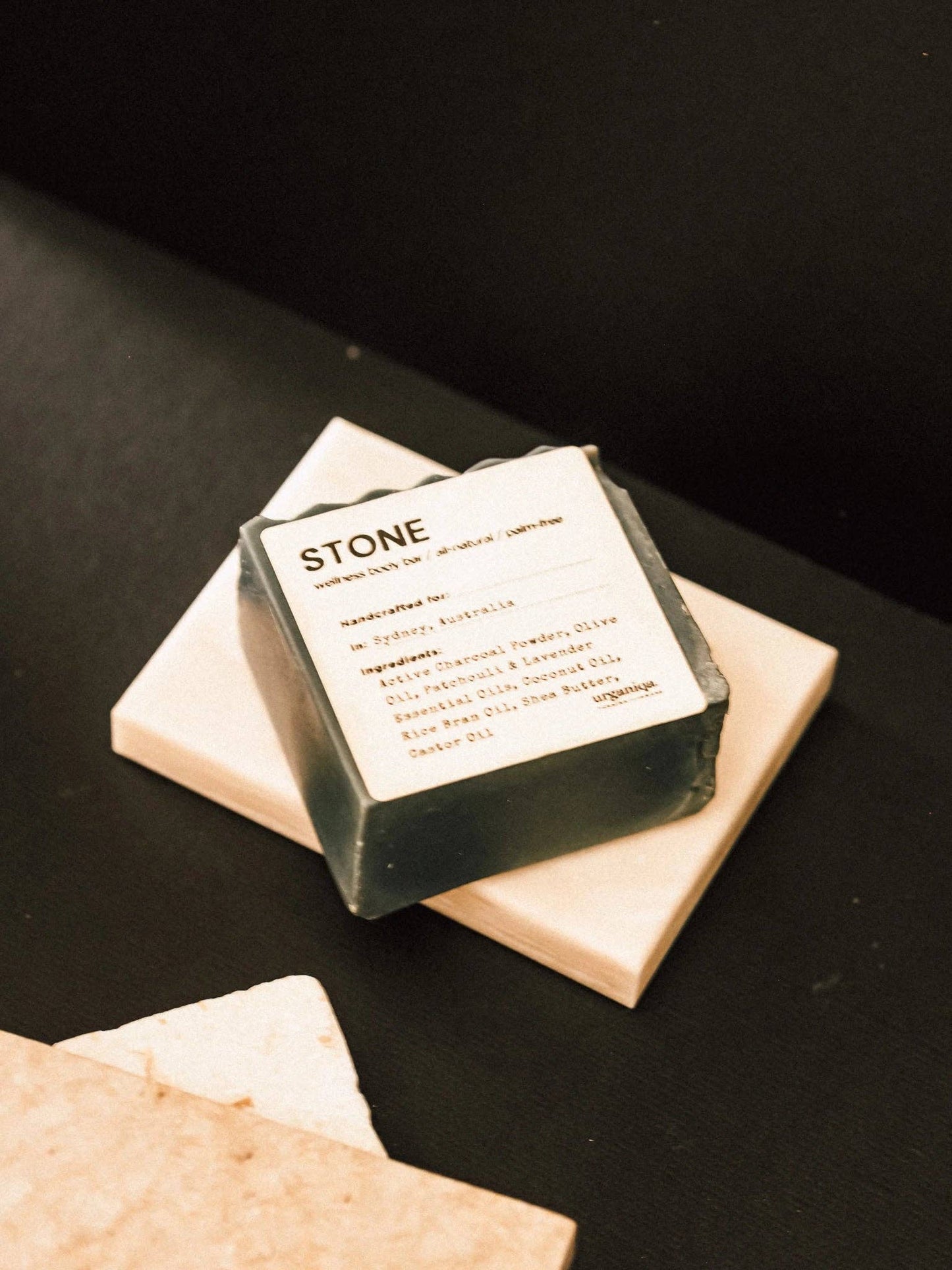 Uragniqa | Stone Natural Naked Soap Palm-free & Cruelty-free | Guapa Collection