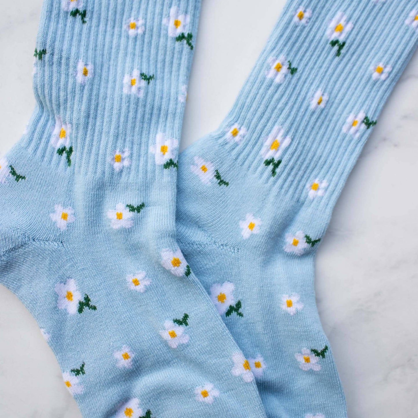 Tiepology | Little Flower Casual Socks | White