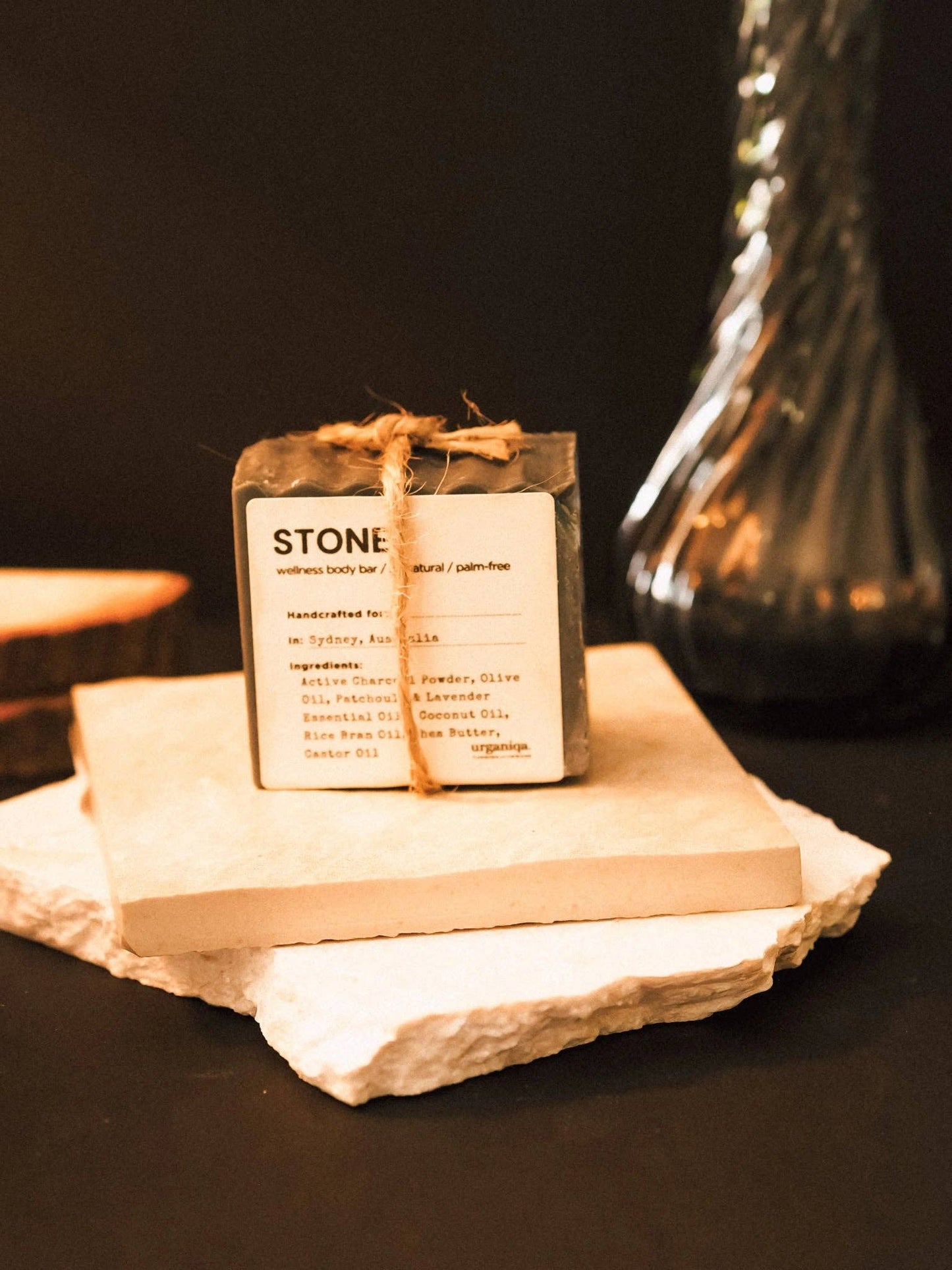 Uragniqa | Stone Natural Naked Soap Palm-free & Cruelty-free | Guapa Collection