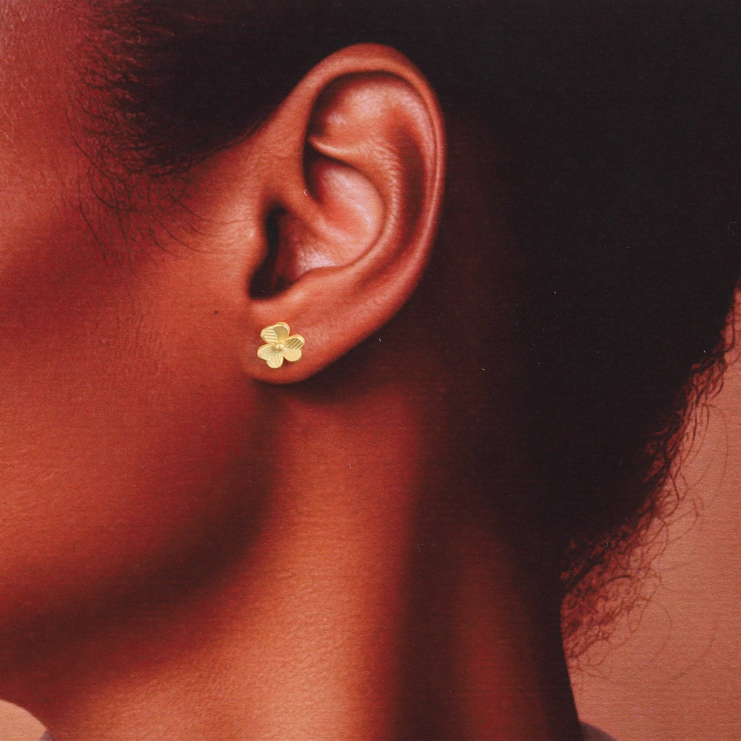 Attic Creations | Wonderful Life | Three Leaf Clover Stud Earrings Gold