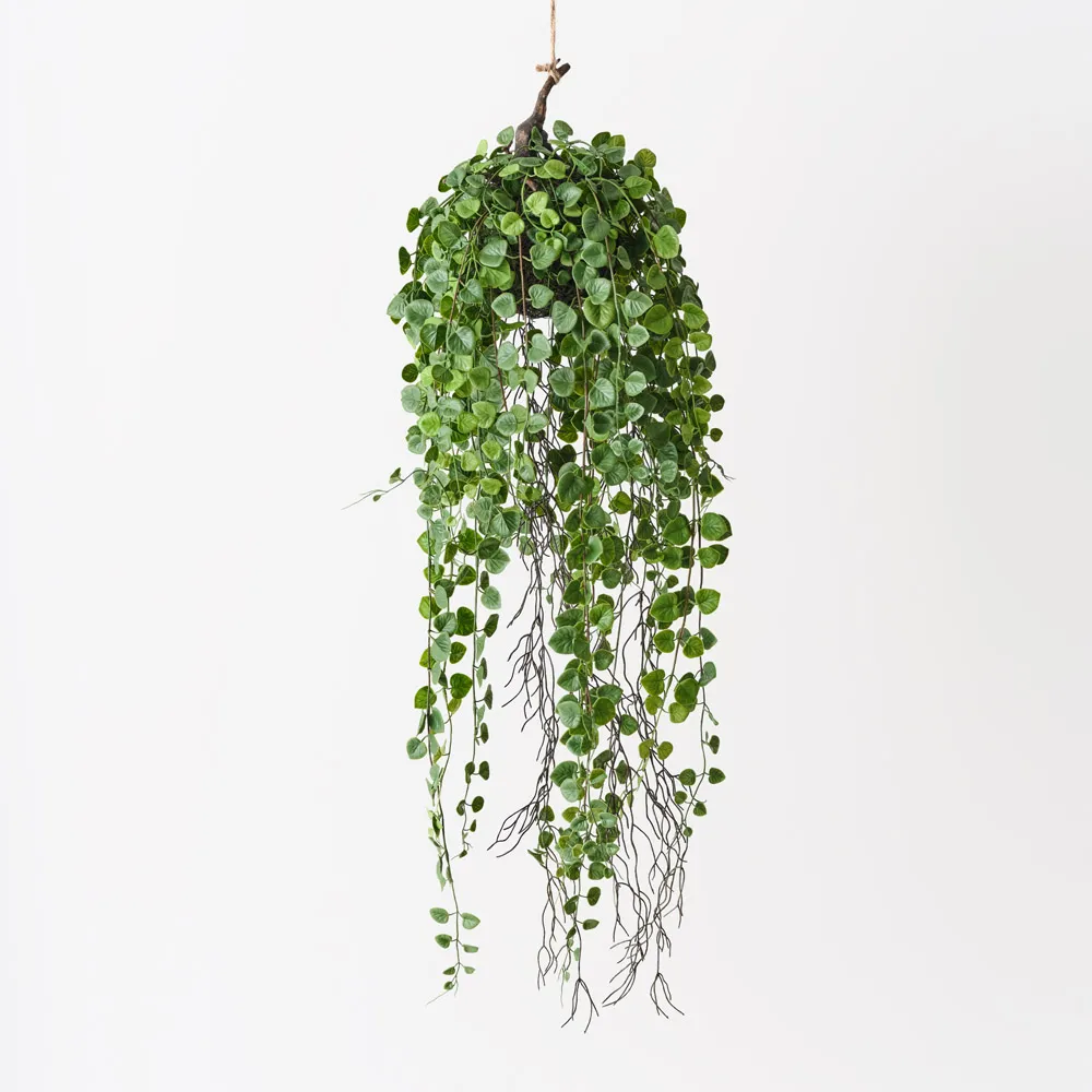 Floral Interiors | String of Hearts Hanging Ball